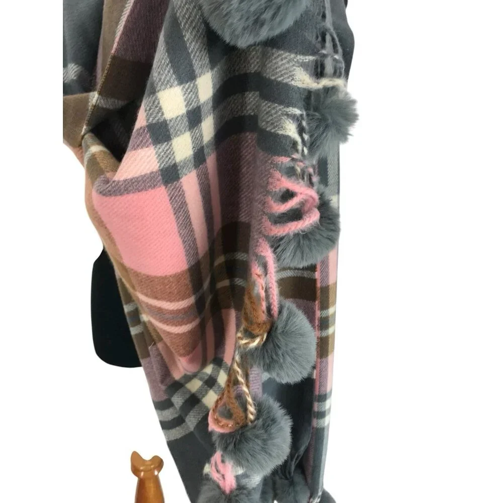 G‎ Scarf Wrap With Pom Poms Pink Gray Plaid Fringe
